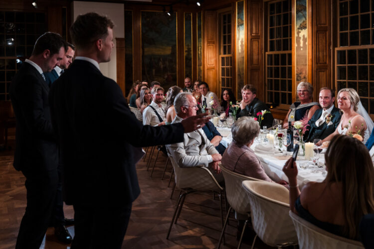 speech aan het diner van een bruiloft op buitenplaats sparrendaal