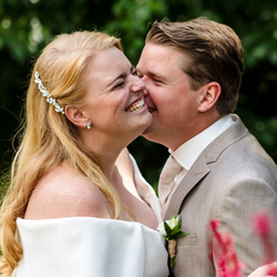 foto van bruidspaar bij recensie