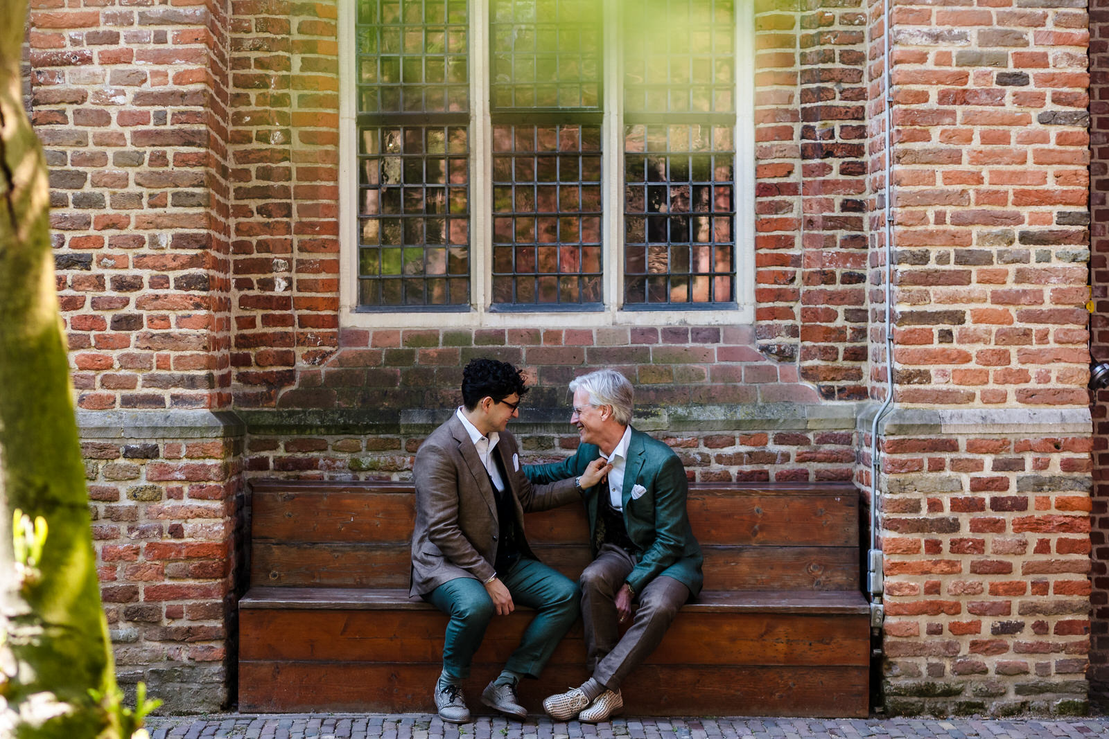 fotoshoot bruiloft twee mannen binnenstad utrecht