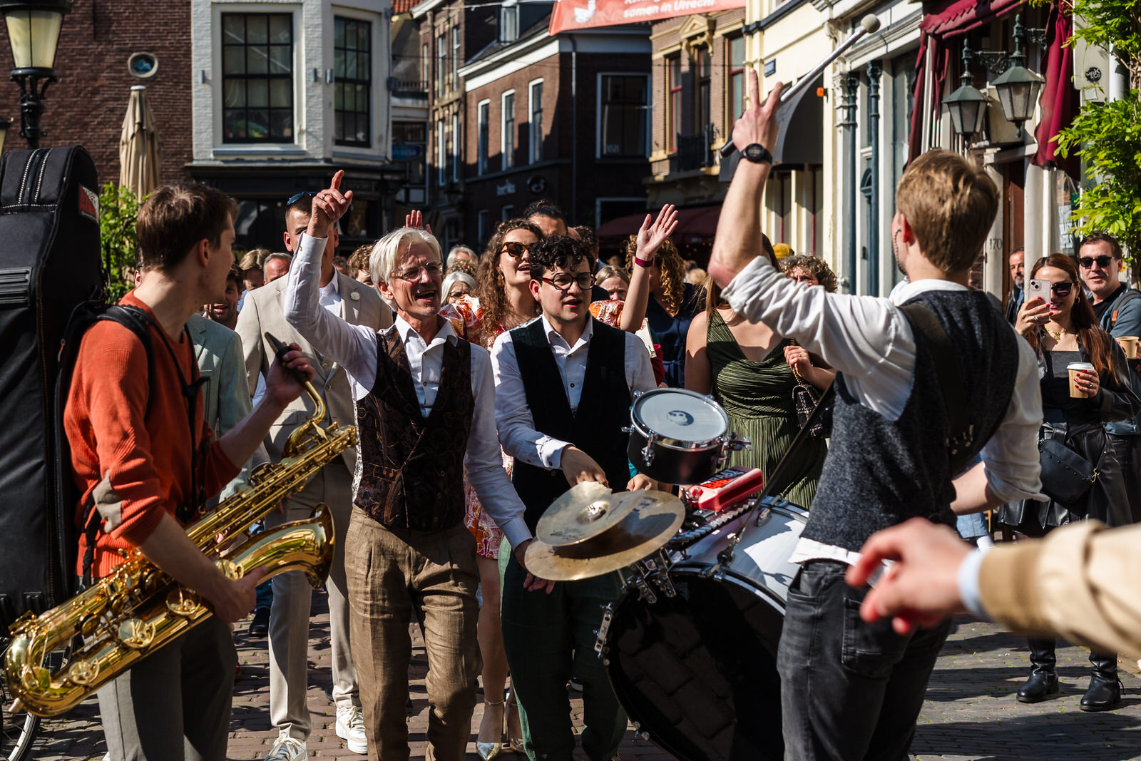 bruiloft in de binnenstad van utrecht