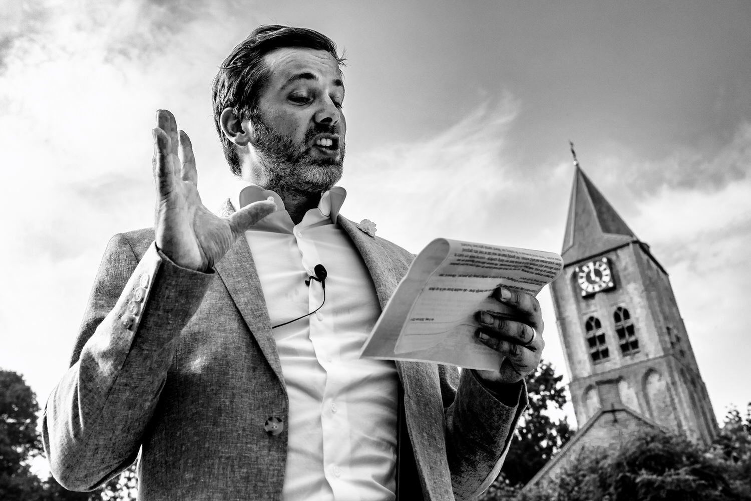 speech bij de heeren van soelen met de kerk op de achtergrond