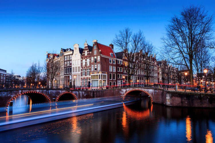 grachtengordel bij avondlicht, een van de mooiste fotolocaties in Amsterdam