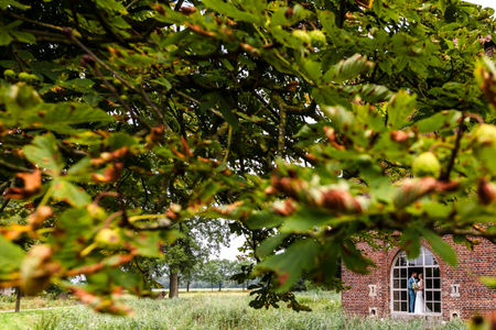 zomerse buitenbruiloft