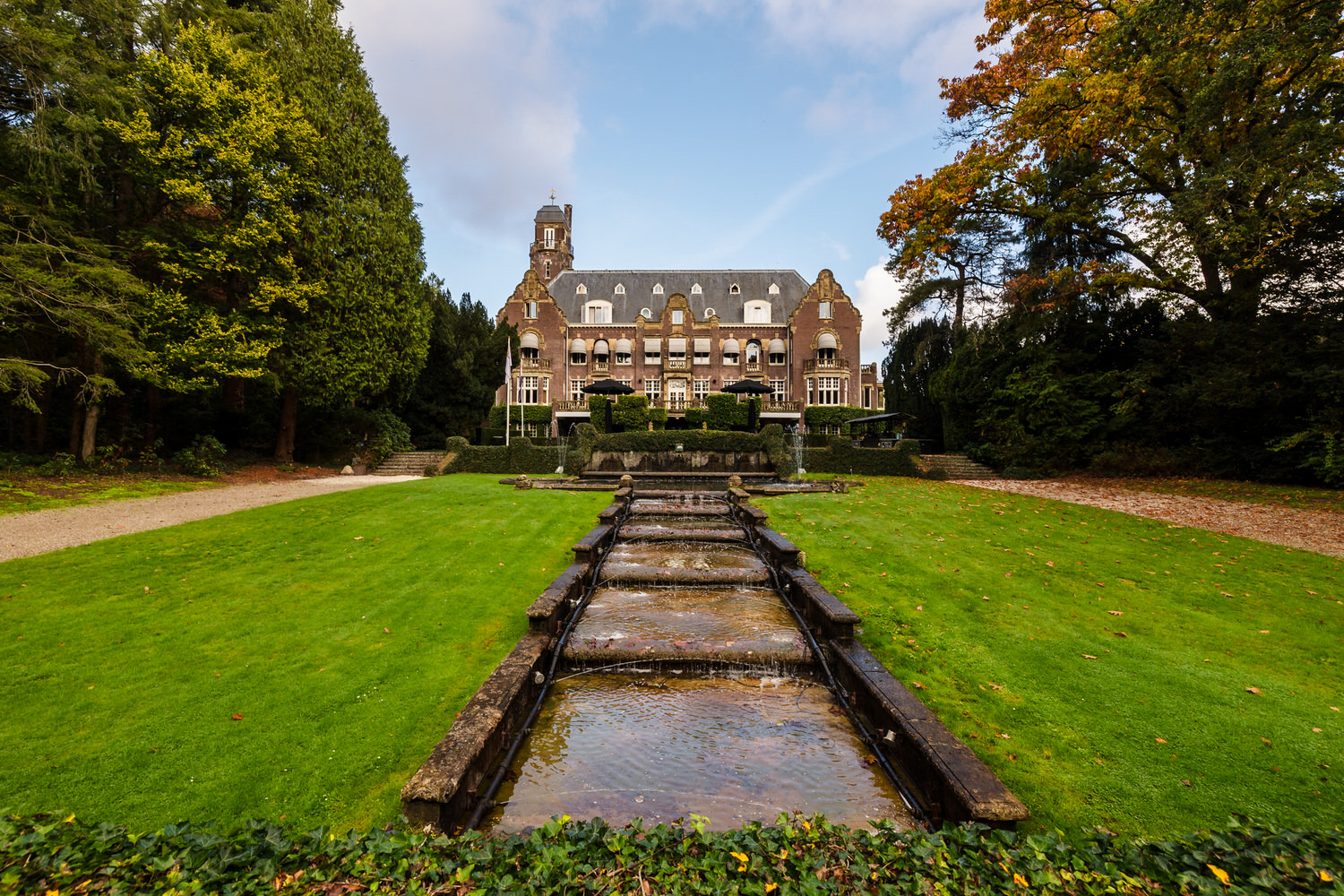 zicht op kasteel de hooge vuursche